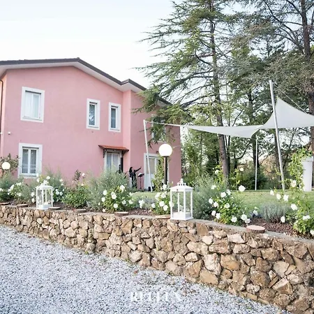 Podere Maison Delices 招待所