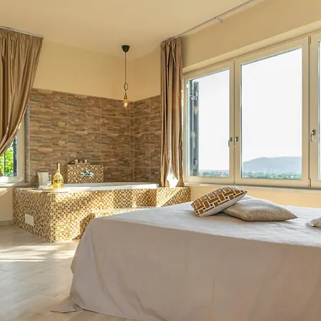 Podere Maison Delices 招待所